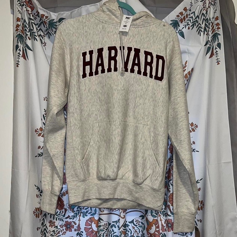harvard university embroidered hoodie NWT !